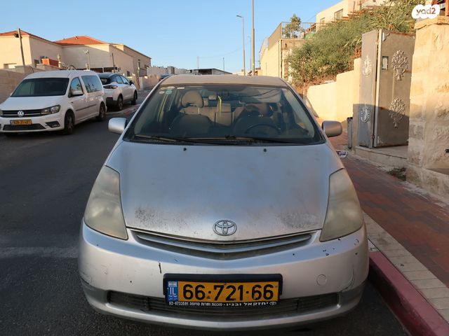 מודעת רכב טויוטה פריוס