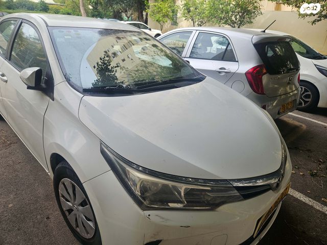 מודעת רכב טויוטה קורולה