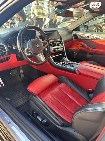 מודעת רכב ב מ וו סדרה 8