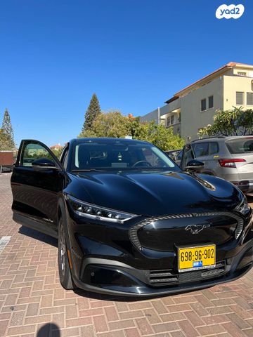מודעת רכב פורד מוסטנג Mach-E