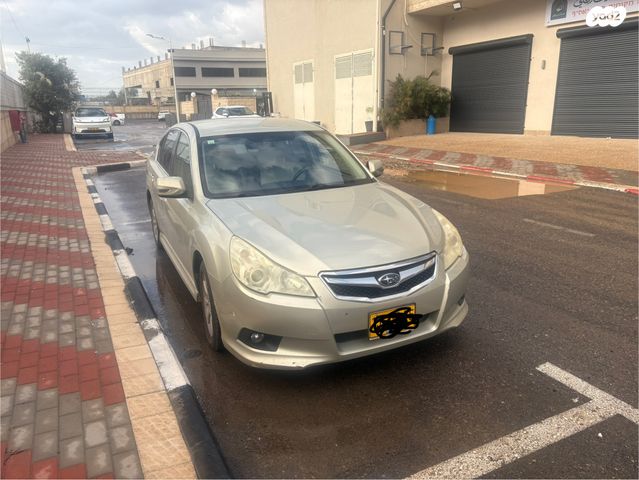 מודעת רכב סובארו B4/לגאסי