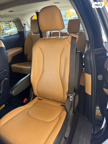 מודעת רכב קיה קרניבל