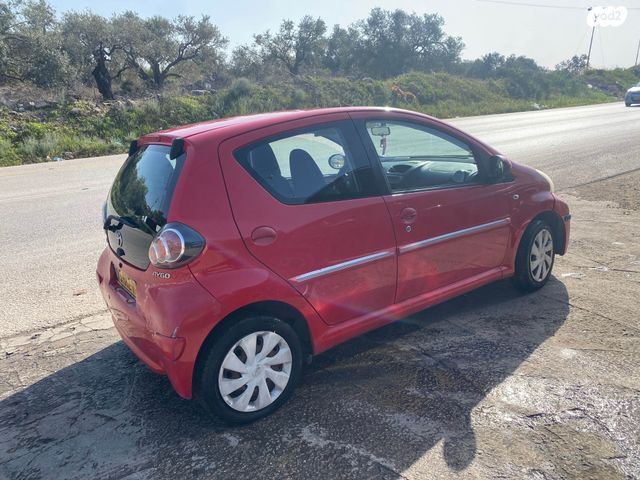 מודעת רכב טויוטה אייגו