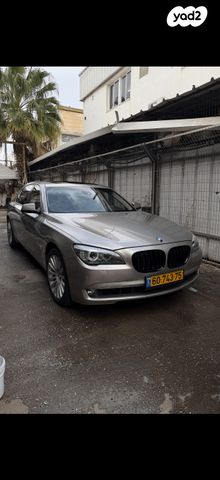 מודעת רכב ב מ וו סדרה 7