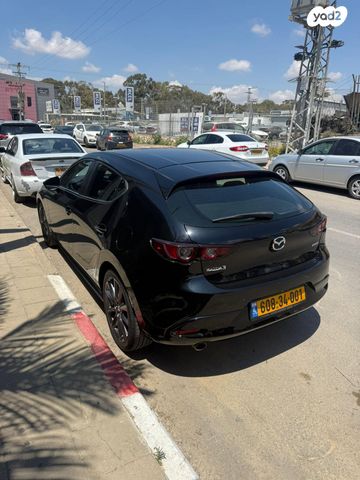 מודעת רכב מאזדה 3