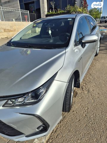 מודעת רכב טויוטה קורולה