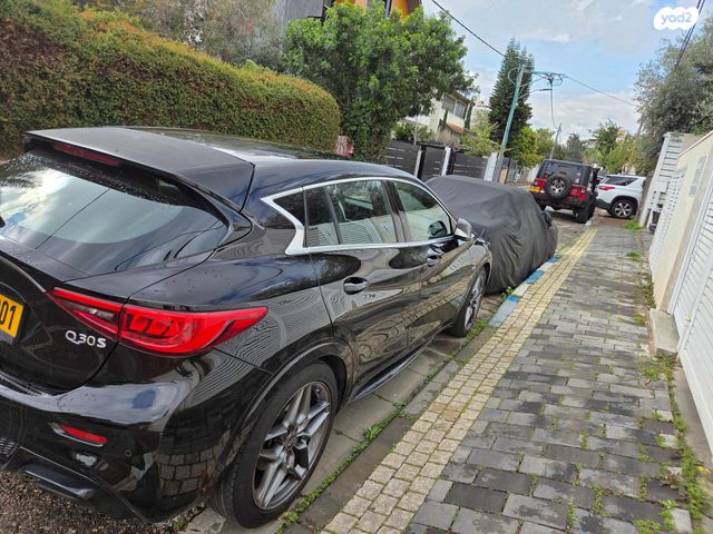 מודעת רכב אינפיניטי Q30