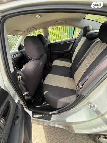 מודעת רכב מאזדה 3