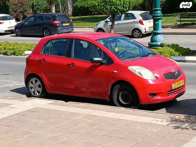 מודעת רכב טויוטה יאריס
