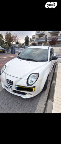 מודעת רכב אלפא רומיאו מיטו