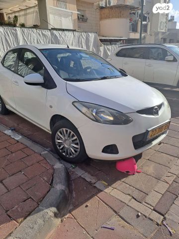 מודעת רכב מאזדה 2
