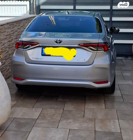 מודעת רכב טויוטה קורולה