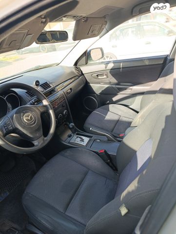 מודעת רכב מאזדה 3