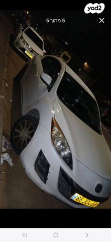 מודעת רכב מאזדה 3