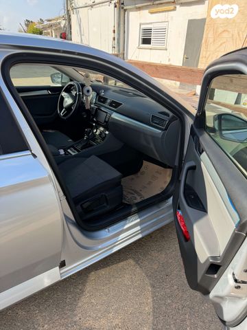 מודעת רכב סקודה סופרב