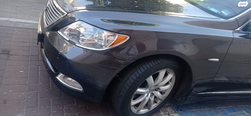 מודעת רכב לקסוס LS