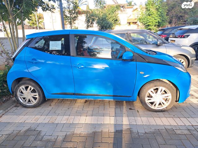 מודעת רכב טויוטה אייגו