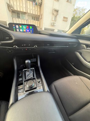 מודעת רכב מאזדה 3