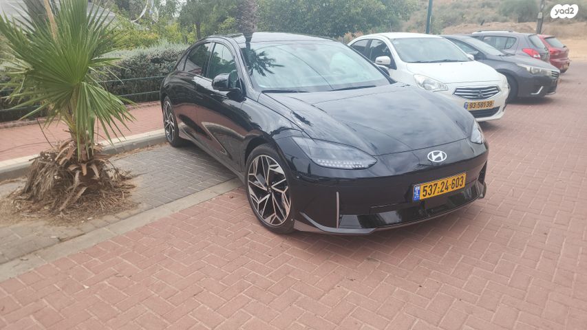 מודעת רכב ג'נסיס G70