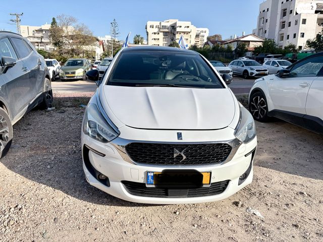 מודעת רכב די.אס 5