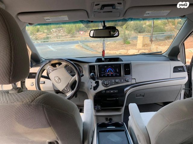 מודעת רכב טויוטה סיינה