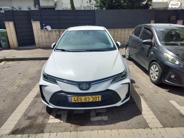 מודעת רכב טויוטה קורולה