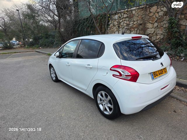 מודעת רכב פיג'ו 208