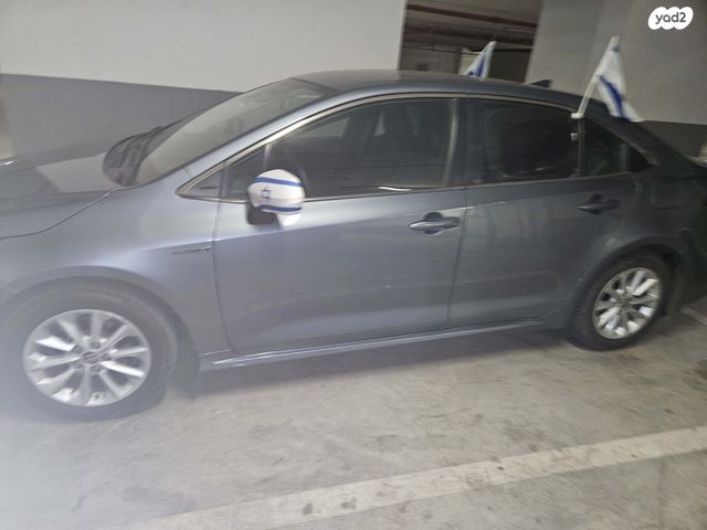 מודעת רכב טויוטה קורולה