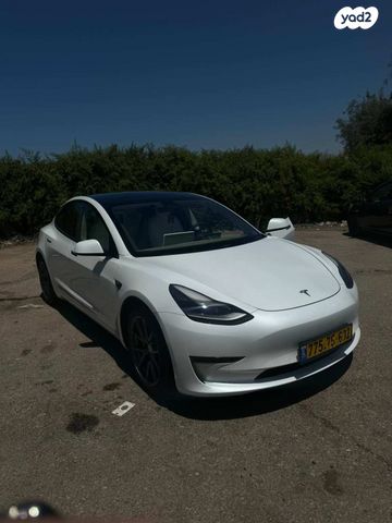 מודעת רכב טסלה מודל 3