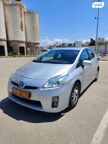 מודעת רכב טויוטה פריוס