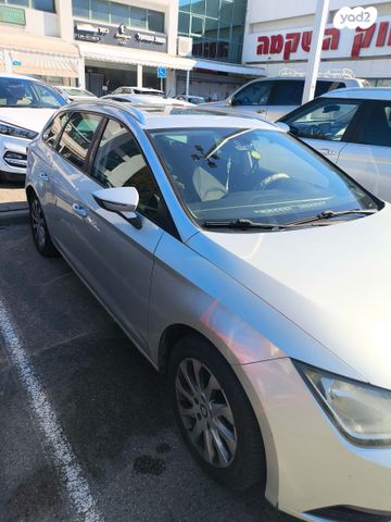 מודעת רכב סיאט לאון