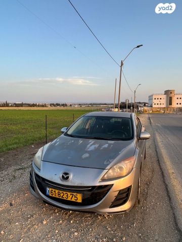 מודעת רכב מאזדה 3