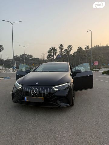 מודעת רכב מרצדס-בנץ EQE