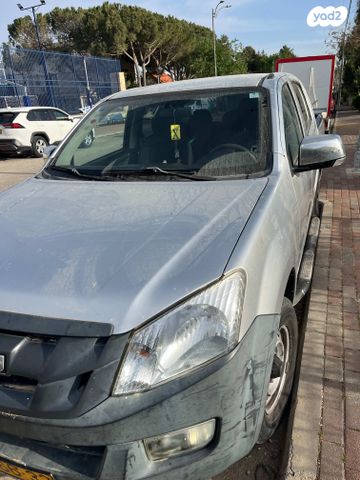 מודעת רכב איסוזו די-מקס