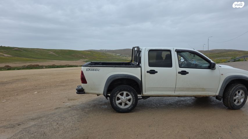 מודעת רכב איסוזו די-מקס