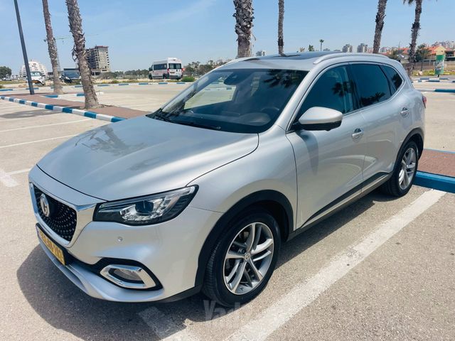 מודעת רכב אם ג'י EHS PHEV 1