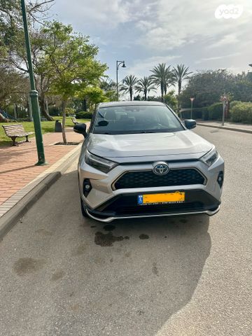 מודעת רכב טויוטה RAV4