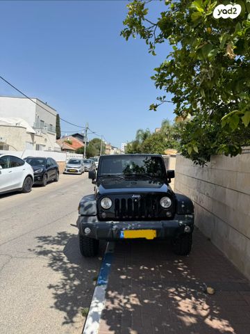 מודעת רכב ג'יפ רנגלר