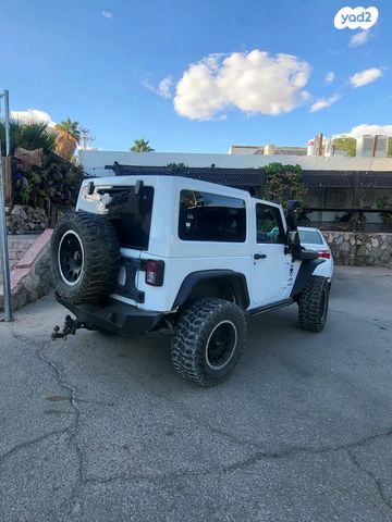 מודעת רכב ג'יפ רנגלר