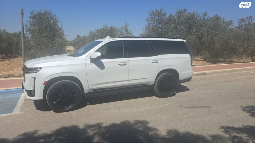 מודעת רכב קאדילק אסקלייד