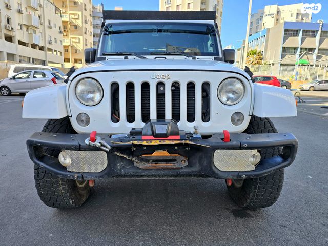 מודעת רכב ג'יפ רנגלר 1