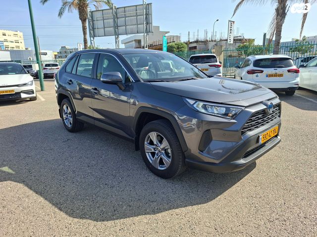מודעת רכב טויוטה RAV4