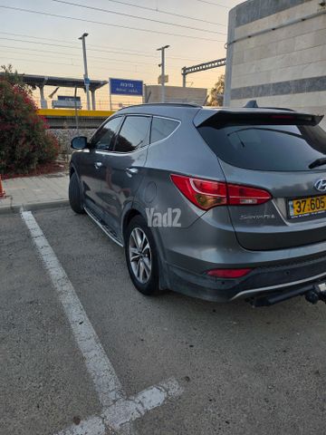מודעת רכב יונדאי סנטה פה