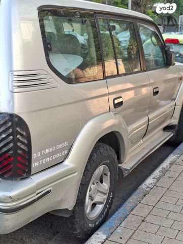 מודעת רכב טויוטה לנד קרוזר