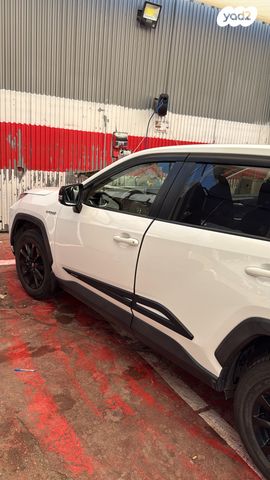 מודעת רכב טויוטה RAV4