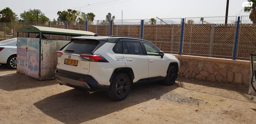 מודעת רכב טויוטה RAV4