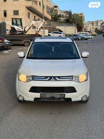 מודעת רכב מיצובישי אאוטלנדר 2