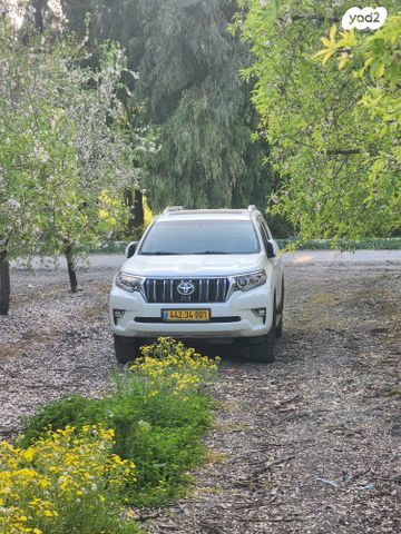 מודעת רכב טויוטה לנד קרוזר