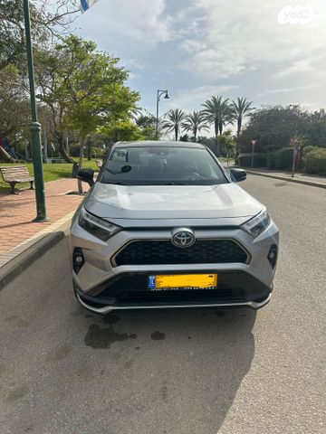 מודעת רכב טויוטה RAV4