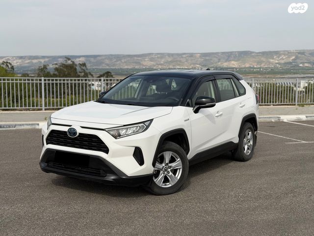 מודעת רכב טויוטה RAV4